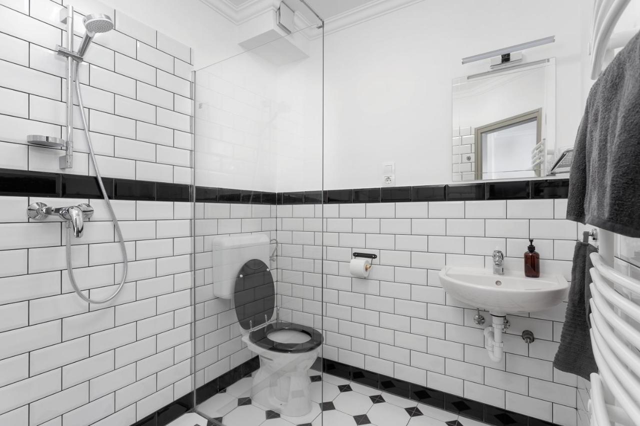 Premium Vendeghaz Otel Eğri Dış mekan fotoğraf