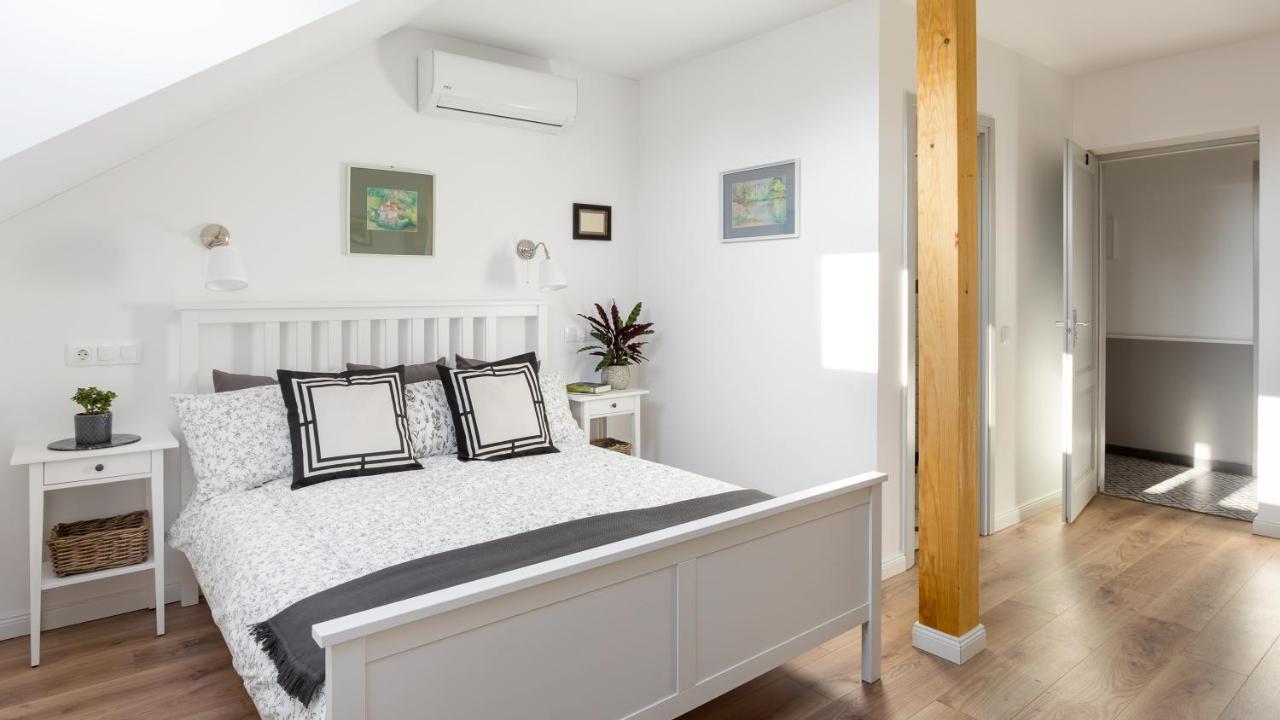 Premium Vendeghaz Otel Eğri Dış mekan fotoğraf